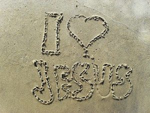 love jesus sand